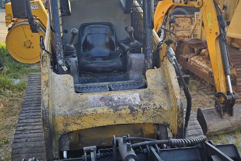 OmecoHub - Immagine CATERPILLAR 272C